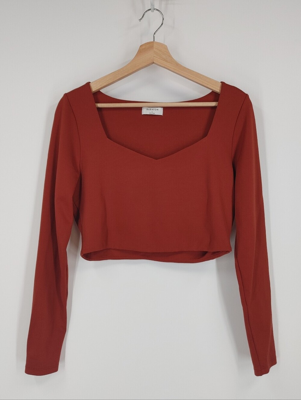 Babaton Contour Sweetheart Cropped Top